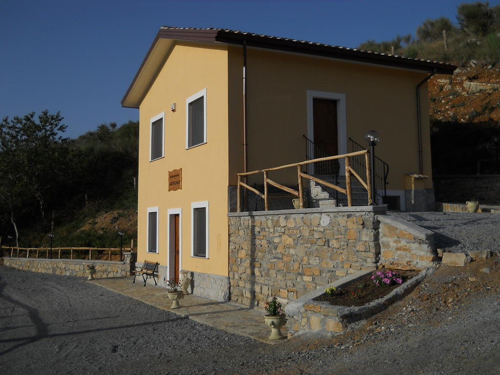 Azienda Agrituristica La Casetta Del Pollino Mormanno Exteriér fotografie